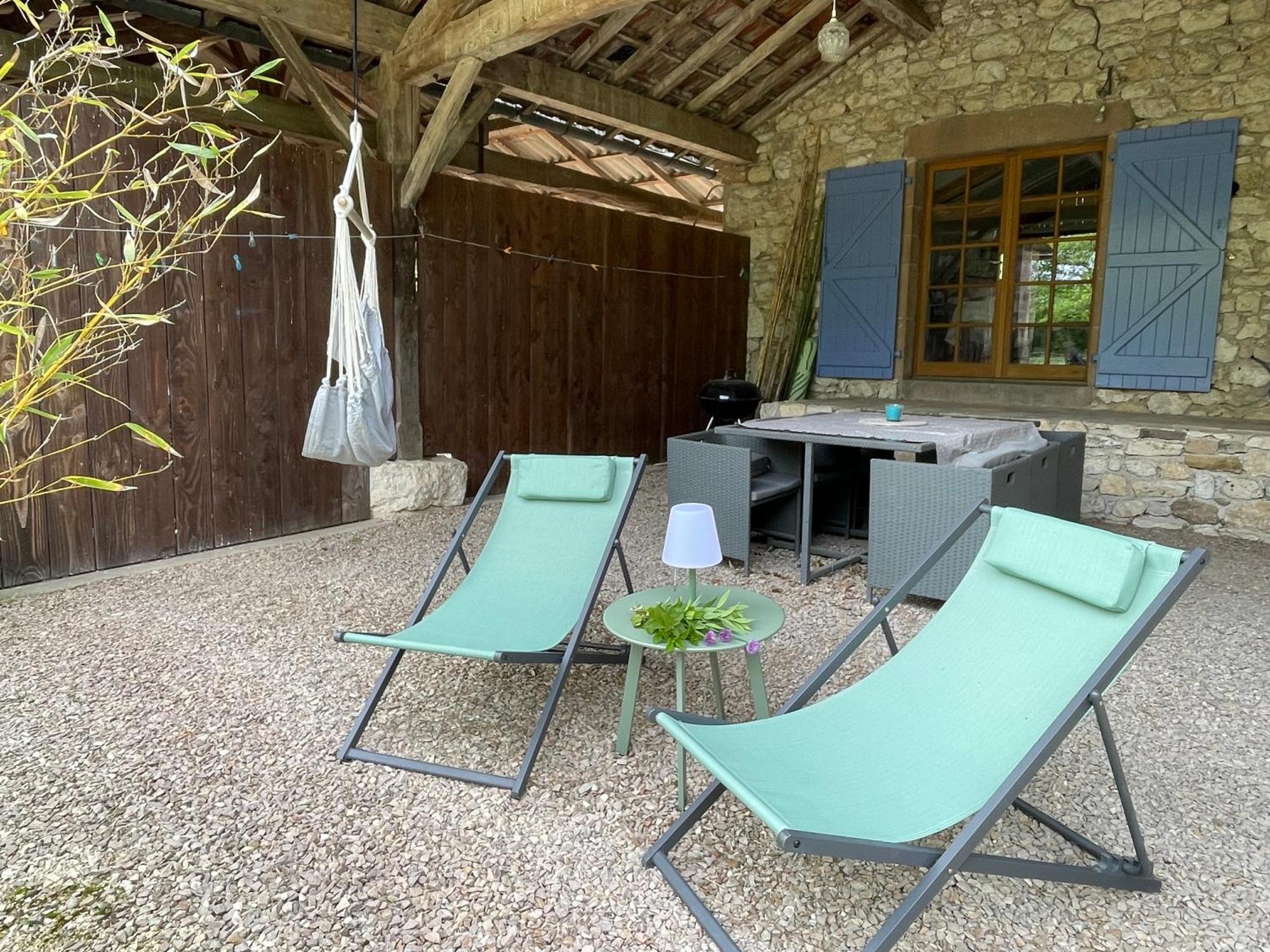 Gite A La Ferme De Verdurette Cordes-Sur-Ciel Exteriér fotografie